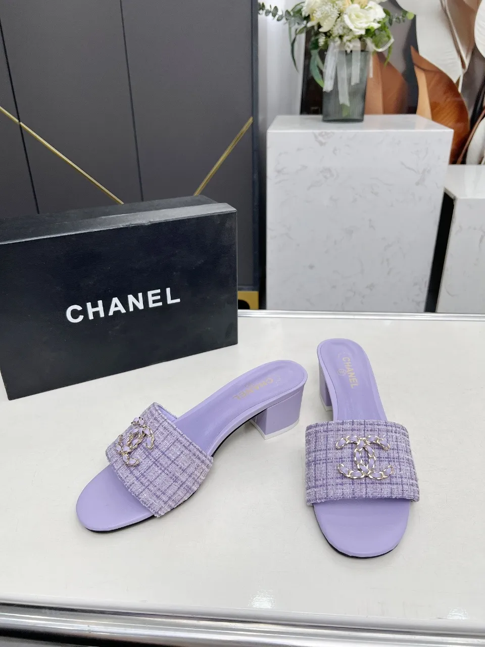👟👟Ex-factory price 380👟👟 Genuine leather sole +30 chanel Chanel 2024 new slippers🔥🔥 Official website counter, fabric sheepskin, lining sheepskin, foot pad goatskin, 3 colors optional, size 35-42, genuine leather sole +30